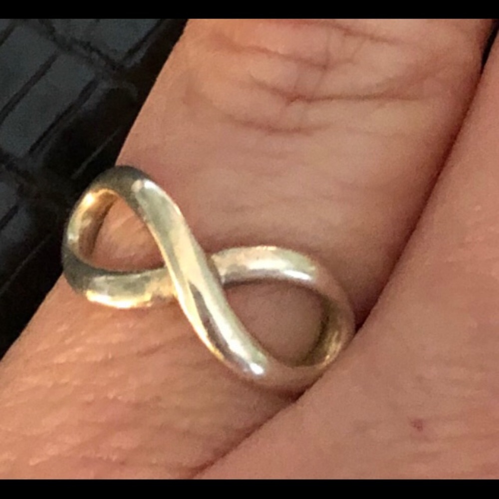 TIFFANY INFINITY RING - Picture 8 of 10